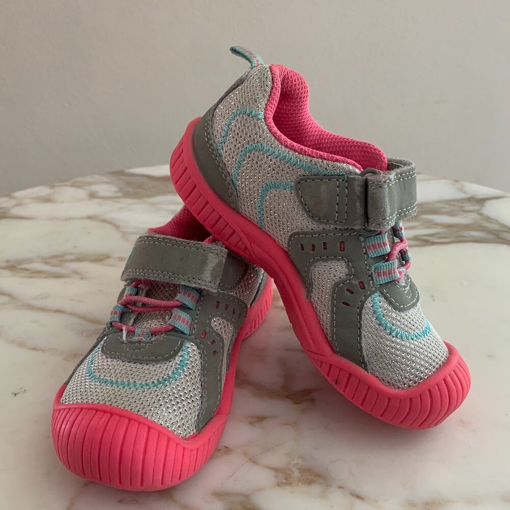 OsKosh B'Gosh Toddler Girl Athletic Sneakers